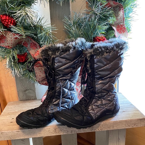 Columbia Omni-Heat Boots Size 8 - So comfy! - Picture 1 of 8